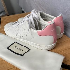 Gucci Sneakers